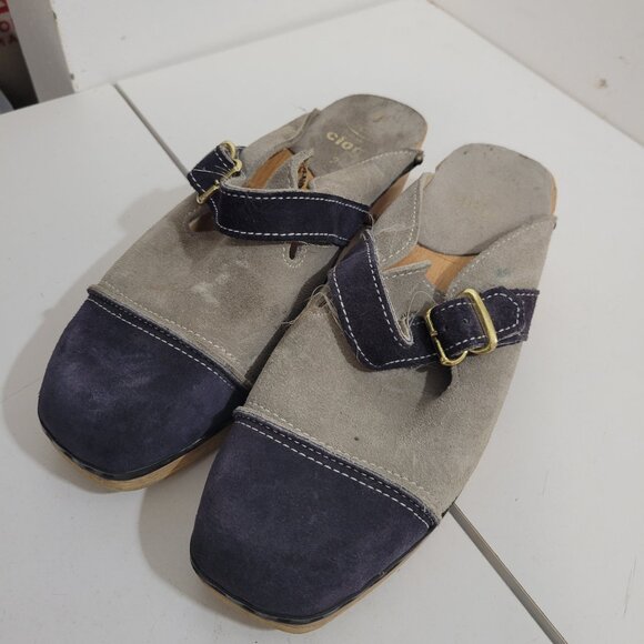 Vintage 1970's Like New Clark's Wooden Clogs with Suede Upper Size 7 - Picture 2 of 7